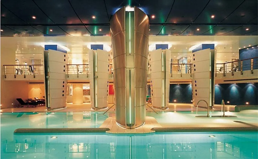 Le Commodore Hotel Beirut 5*,