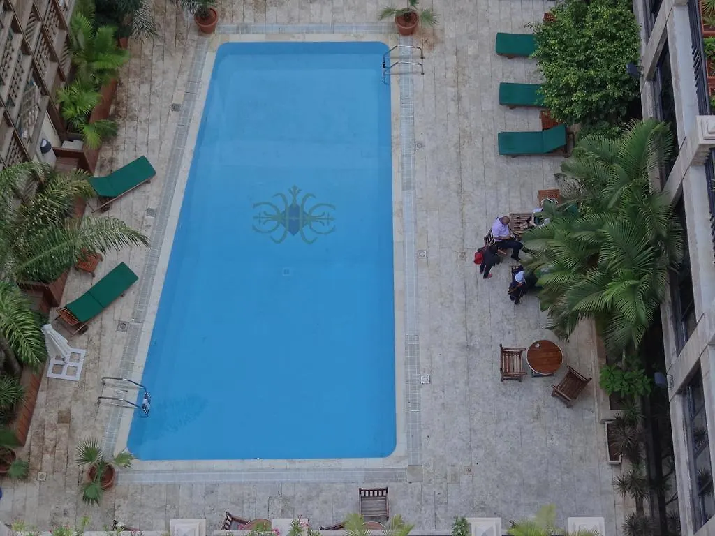 Le Commodore Hotel Beirut 5*,