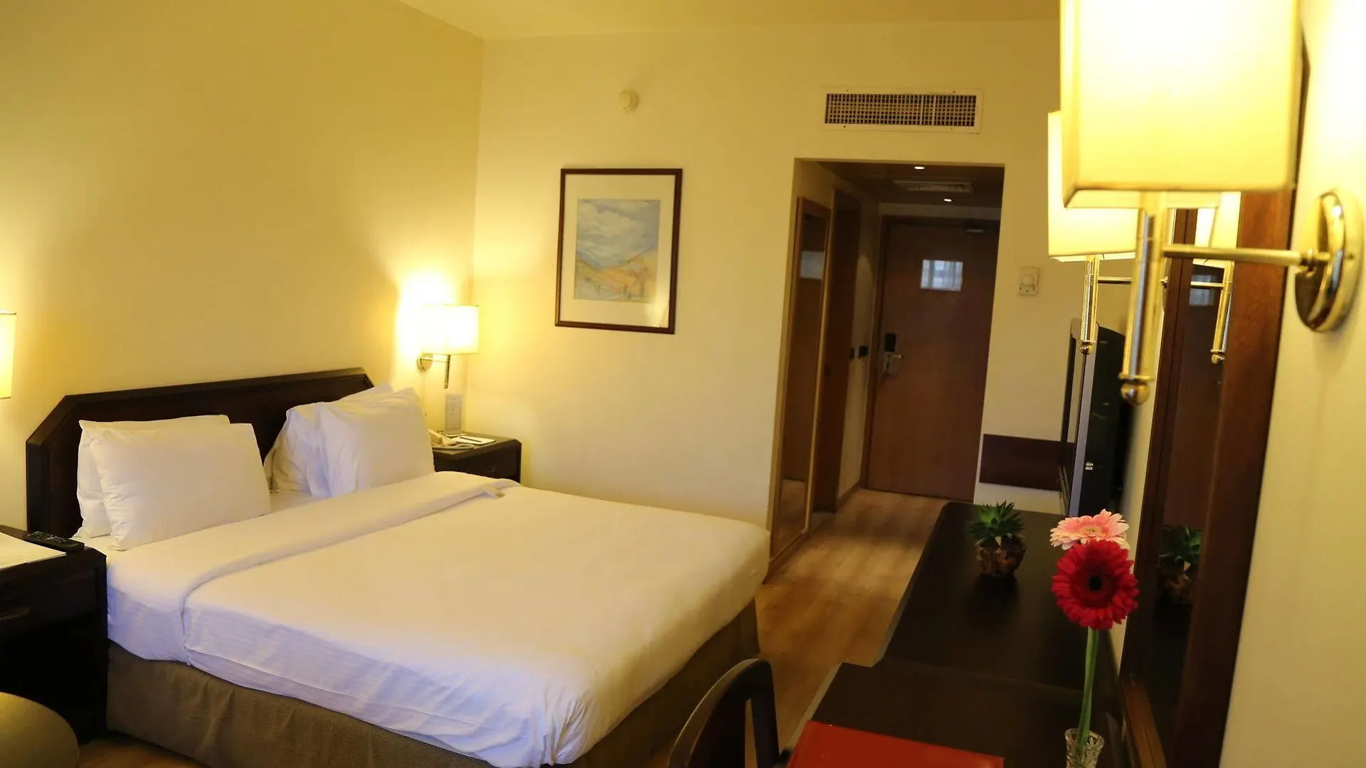 Le Commodore Hotel Beirut